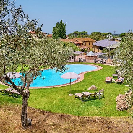 קסטנייטו קרדוצ'י Hotel Zi Martino מראה חיצוני תמונה