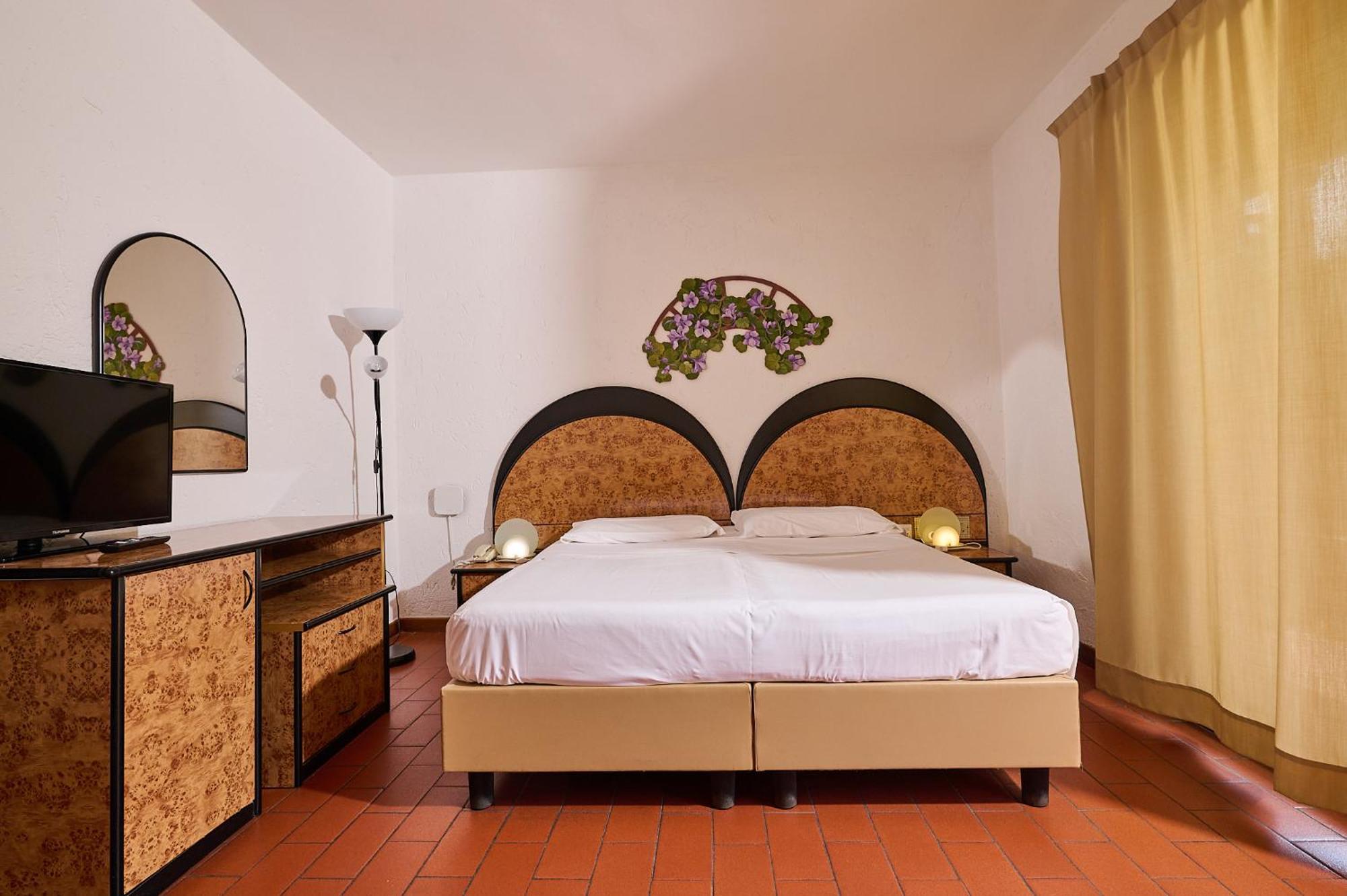 קסטנייטו קרדוצ'י Hotel Zi Martino מראה חיצוני תמונה