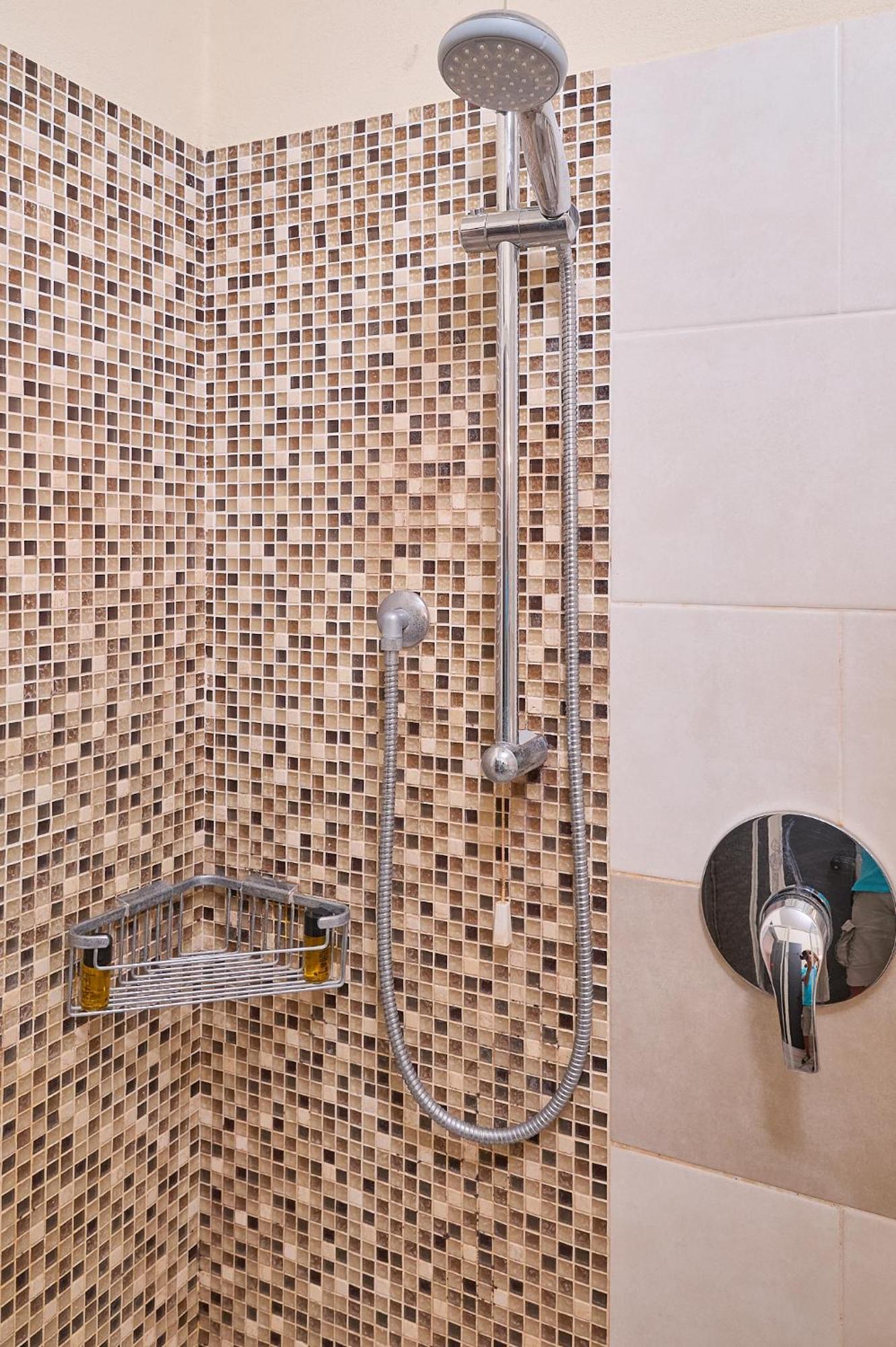 קסטנייטו קרדוצ'י Hotel Zi Martino מראה חיצוני תמונה